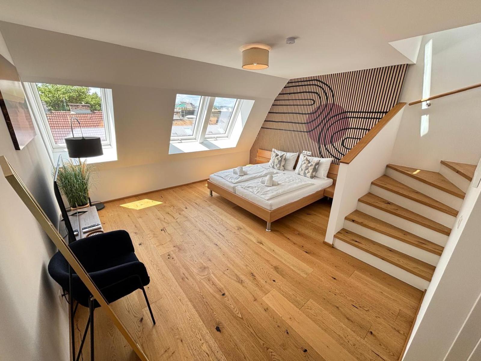 Orestaliving - Penthouse In 2nd District With View Apartment